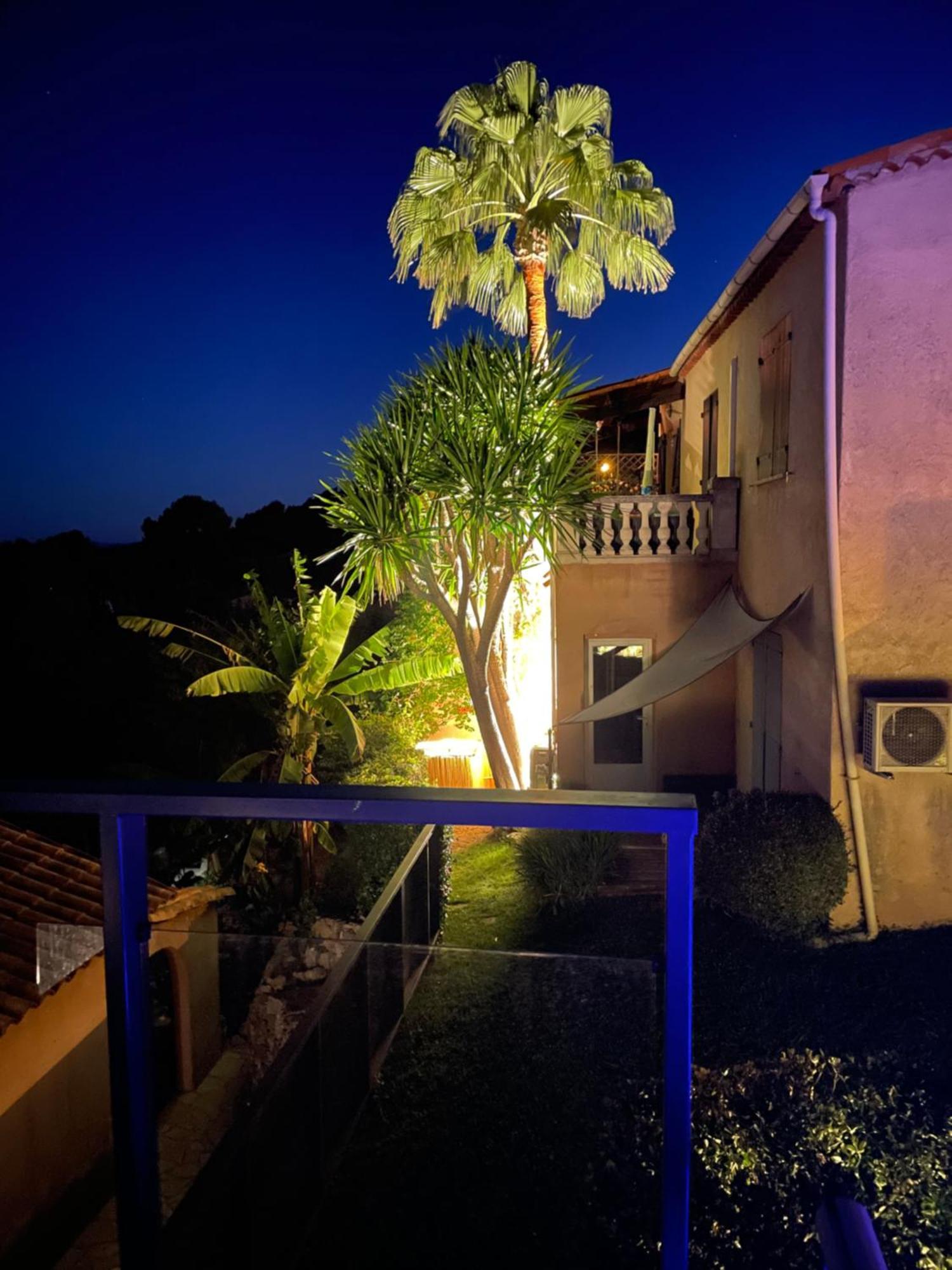 Charmant Rez De Villa En Provence Le Tignet Exterior photo